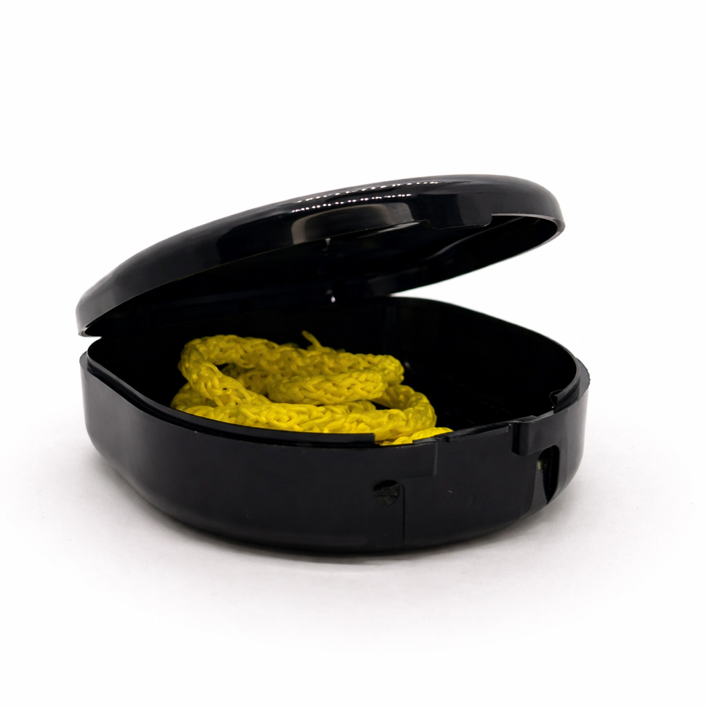 Retainer case with black flat strap